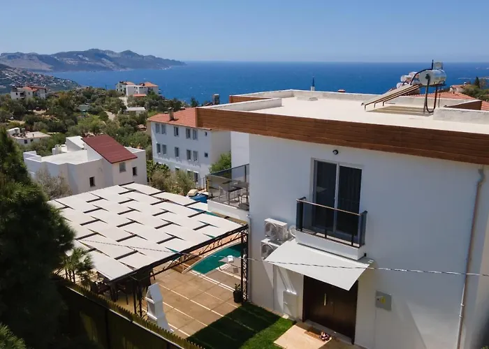 Marine Luxury Villa *